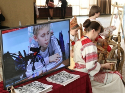 В Волгодонске наградили академиков, которые еще ходят в школу