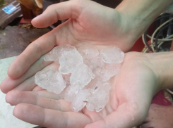 Огромный град обрушился на станицу Романовскую