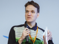 Интеллектуал из Волгодонска Александр Бильченко выиграл 100 тысяч рублей в «Что? Где? Когда?»