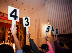 За звание чемпиона Волгодонской лиги КВН и 50 000 рублей поборются четыре команды