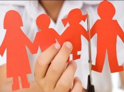 В Волгодонске снизился уровень рождаемости, а уровень смертности стал выше