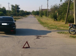 В Морозовске иномарка сбила подростка на мопеде