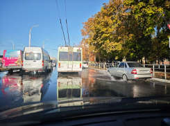 На проспекте Строителей наступил потоп 