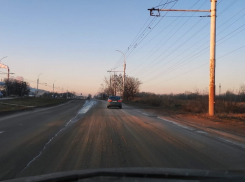 Такси по 400 рублей и авто, слетевшие с дороги: как Волгодонск встретил первый понедельник зимы
