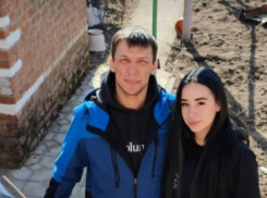 Они будут вместе всегда: Волгодонск простится с трагически погибшими в ДТП супругами Новикевич