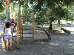 Волгодонцы просят закрыть алкоточки возле детских площадок