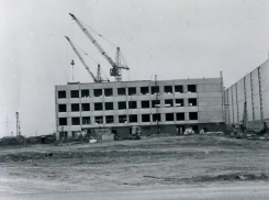 47 лет назад в Волгодонске строители отрапортовали о начале ввода в строй гигантского корпуса «Атоммаша» 