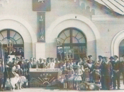 Поезд едет в Волгодонск