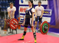 Лаборант химцеха Ростовской АЭС побила пять мировых рекордов на Чемпионате Европы по пауэрлифтингу