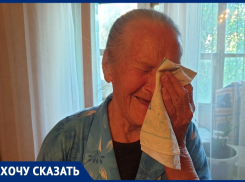 Пережившая оккупацию 83-летняя волгодончанка расплакалась, поняв, что может умереть в сырой квартире