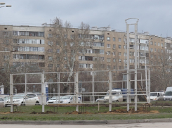 На въезде в «новый» город устанавливают большую светящуюся  надпись «Волгодонск - моя судьба»