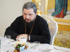О предстоящей Пасхе, о своем отношении к СВО и событиям в Киево-Печерской лавре рассказал владыка Антоний