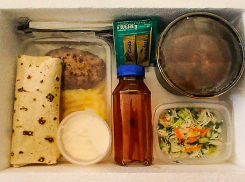 Комплексные обеды для предприятий и частных компаний от ресторана «Алые Паруса» за 450 рублей