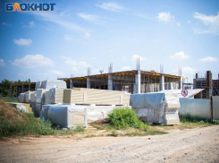 В Волгодонск прибыли три спецбригады строителей из Чечни