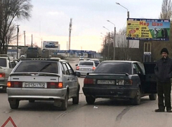 В Волгодонске произошло ДТП с участием ВАЗ-2114 и «Ауди»