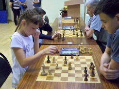 Юная шахматистка Екатерина Кирдяшкина стала победительницей чемпионата ЮФО среди девочек