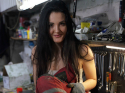 «Я разрушу старые стереотипы про «девушек и машины»»: экс-волгодончанка Настя Туман