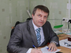 К 1,5 годам лишения свободы приговорен глава администрации Волгодонского района Сергей Бурлака
