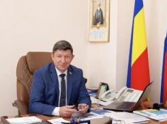 «Каждый волгодонец чувствует себя частью великой державы»: поздравление Сергея Ладанова