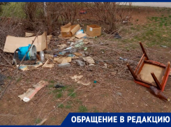 Мусорные кучи уже добрались до центра Нового города: волгодонцы в ужасе от скопившейся «свалки» на площади возле ТЦ «Галактика» 