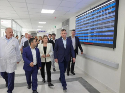 В Волгодонске после капремонта открылась поликлиника №3