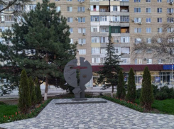 Тело мужчины обнаружили на крыше банка ВТБ в Волгодонске