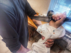 Женщина порезала своего зятя в Волгодонске во время застолья