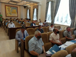 Четыре депутата не пришли на заседание Думы в Волгодонске