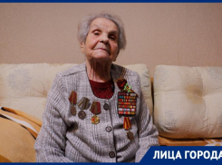 «Владимир Путин - лучший правитель века»: 102-летняя волгодончанка Тамара Енина