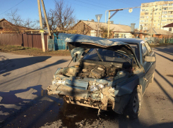 ВАЗ разворотило после мощного столкновения с «Калиной» в Старосоленом – есть пострадавшие 