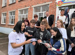 «Как ловить рыбу, не нарушая закон»: выпускникам из Цимлянска рассказали о правилах рыболовства