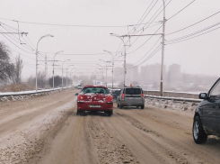 В связи с ухудшением погодных условий водителей Волгодонска призывают соблюдать скоростной режим