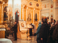 Православные Волгодонска отмечают Рождество Христово