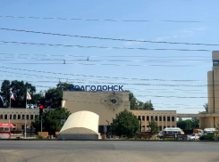 В здании железнодорожного вокзала Волгодонска запланировали ремонт почти за миллион рублей