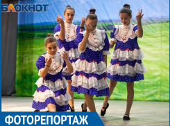 Яркий «Фестиваль народов Дона» собрал сотни талантливых учеников и студентов Волгодонска