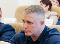 Борец за простые истины и бадминтон: что пообещал и что сделал для своего округа Дмитрий Якушкин