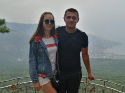 Ольга и Роман на отпуске в Крыму