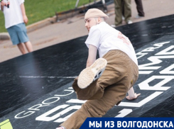 От съемок в фильмах до выступлений на «Первом канале» у Басты: история пути брейкинг-артиста Андрея Перевезенцева к большой сцене  