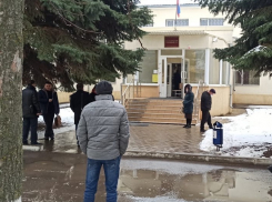 Свести счеты с жизнью прямо в зале суда попытался волгодонец