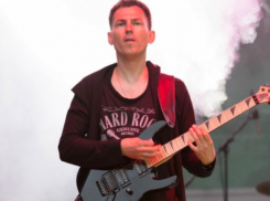 «Ах, администрация!»: сатирическую песню о Волгодонске записал рок-музыкант Борис Коротаев