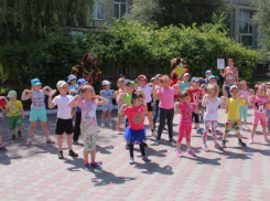 Флешмоб в больнице устроили жители Волгодонска
