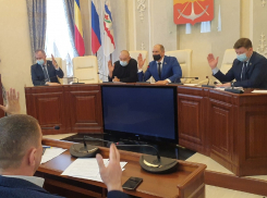 «По глазам видно, что под веществами»: депутаты Волгодонска обсудили преступность среди молодежи