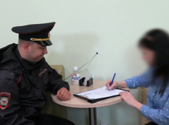 Полицейские в Волгодонске в тандеме с сотрудниками банков спасают граждан от переводов денег мошенникам