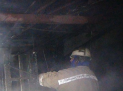 Гараж вместе с ВАЗом сгорели в Волгодонском районе