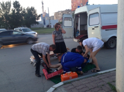 В Волгодонске мотоциклиста сбила «десятка», которая пыталась проехать поперек проспекта Строителей