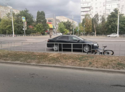 «Тойота Камри» сбила 17-летнего велосипедиста на проспекте Строителей