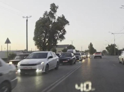 Пробка образовалась из-за ДТП на 2-й Бетонной