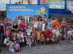 Волгодонские дети из многодетных и малообеспеченных семей посетили ростовский аквапарк «Осьминожек» 