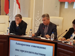 О проблемах мусора и дачных маршрутах поговорили на планерке в администрации Волгодонска