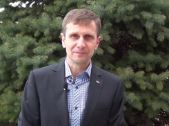 До Нового года осталось 11 часов
